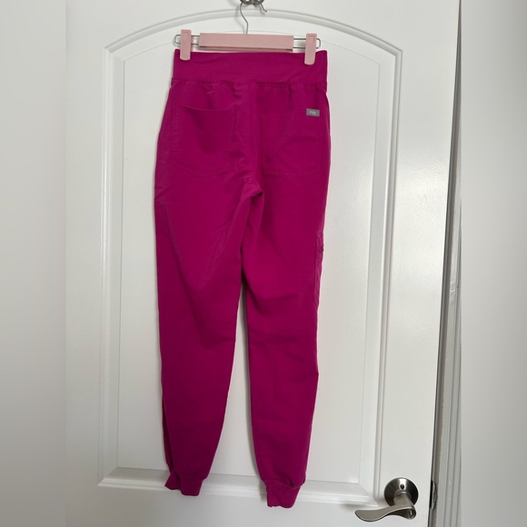 FIGS Zamora Jogger Scrub Pants Limited Editiion Color Size XXS - Picture 2 of 11